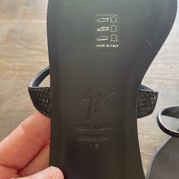 GISEPPE ZANOTTI (Ring) Sandals - Picture 3 of 3